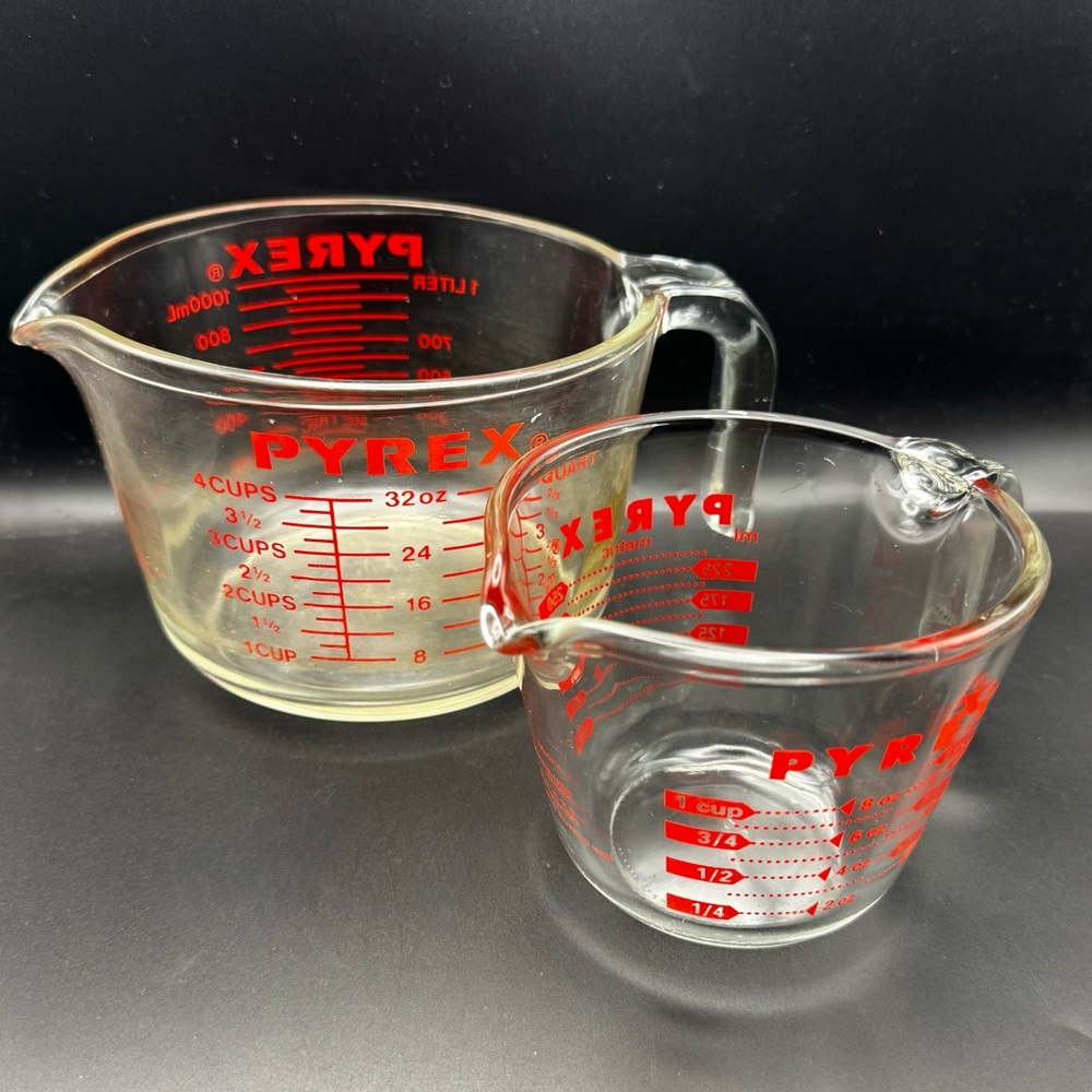 2 Vintage Glass PYREX 4 & 1 Cup 1 qt 1 liter Large Wide Measuring Cup Red Print